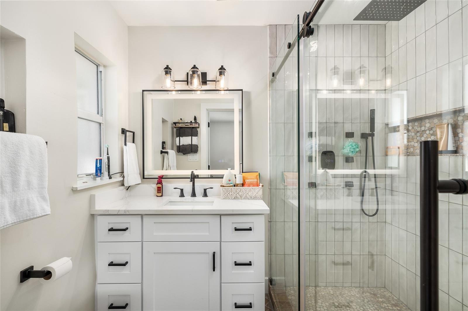 Image 20 of 48 For 987 Boca Ciega Isle Drive
