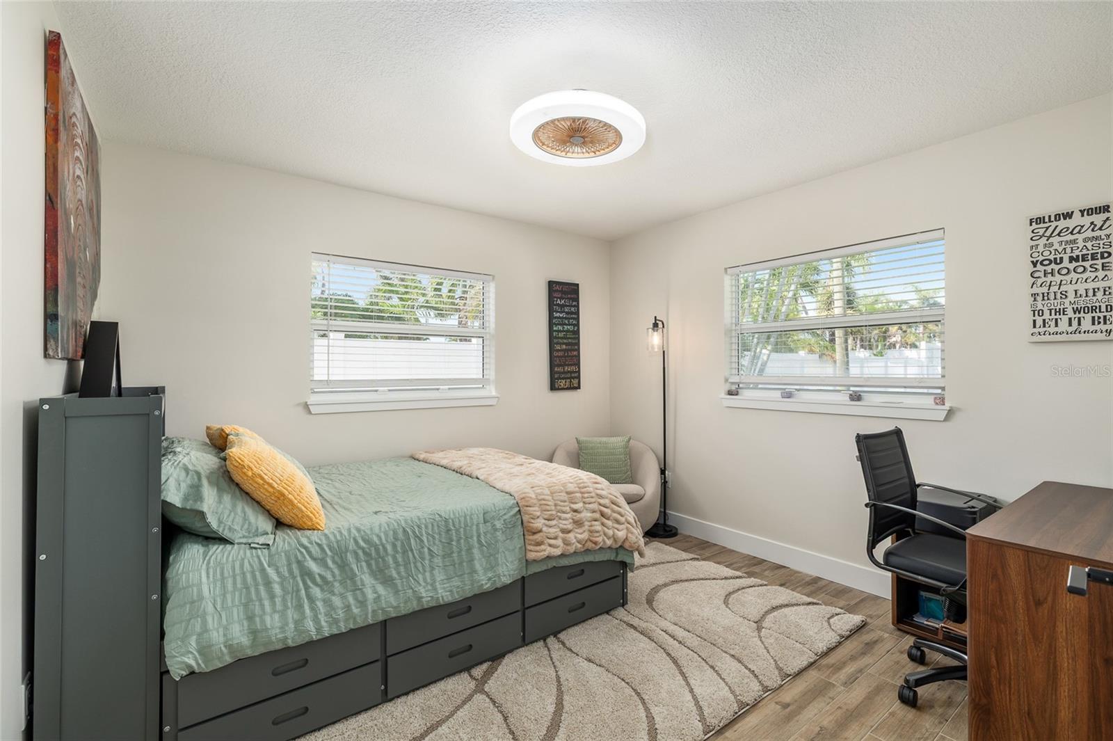 Image 22 of 48 For 987 Boca Ciega Isle Drive