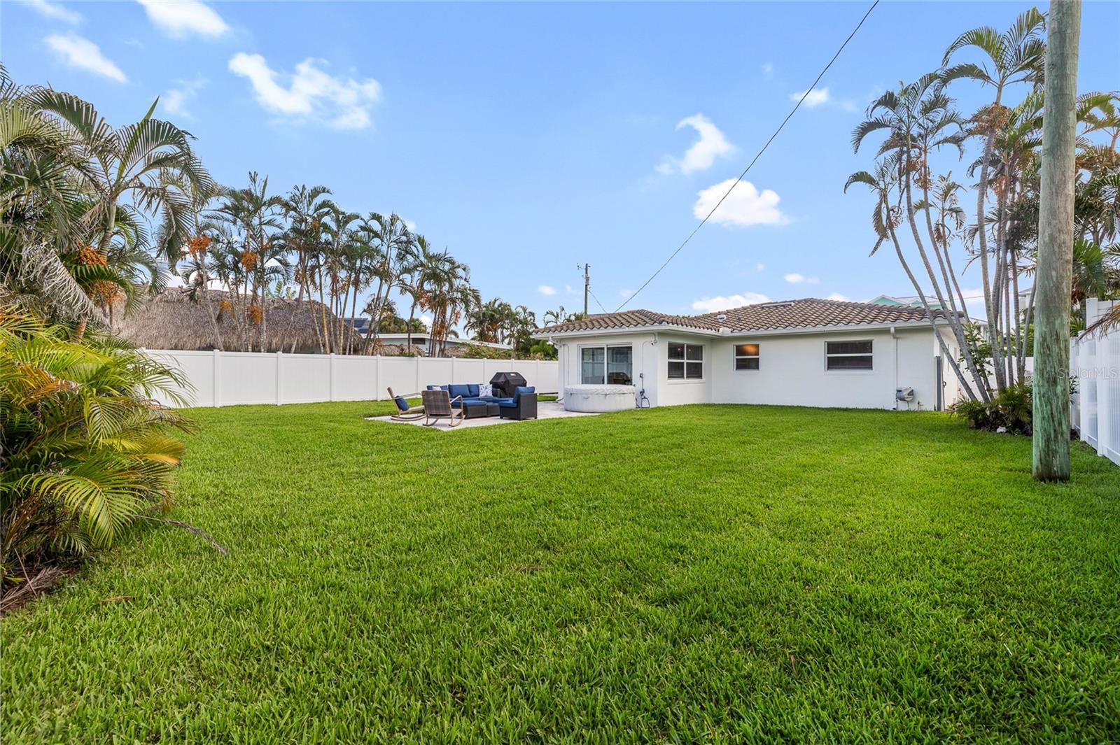 Image 28 of 48 For 987 Boca Ciega Isle Drive