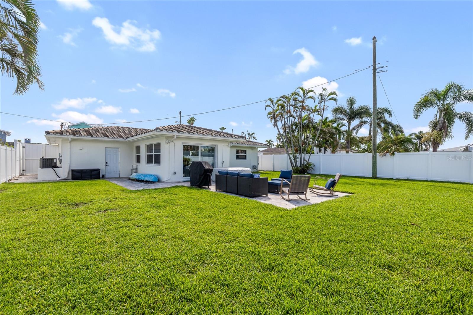 Image 29 of 48 For 987 Boca Ciega Isle Drive
