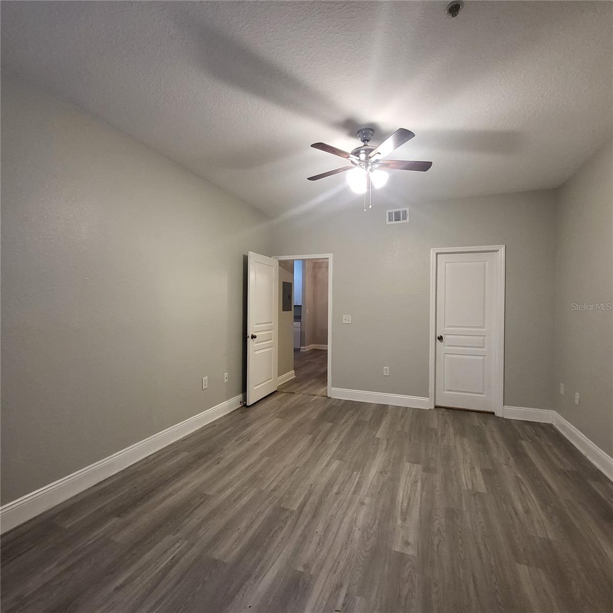 Image 20 of 32 For 17102 Carrington Park Drive 313