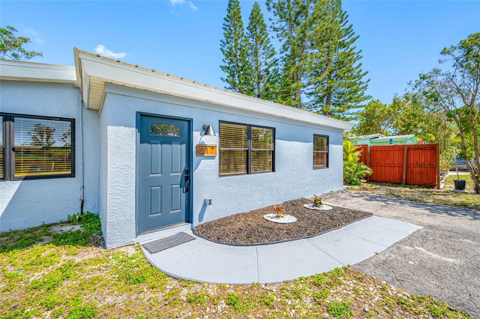 Image 2 of 48 For 217 Emerald Lane