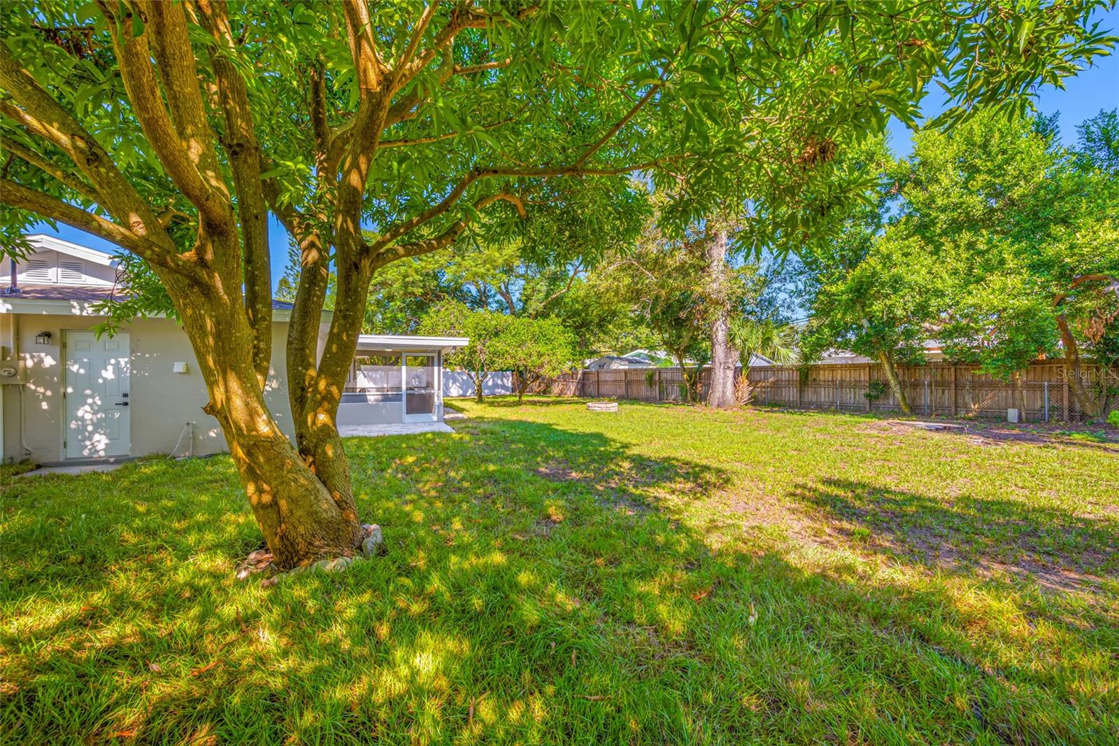 Image 43 of 55 For 1851 Sierra Circle N