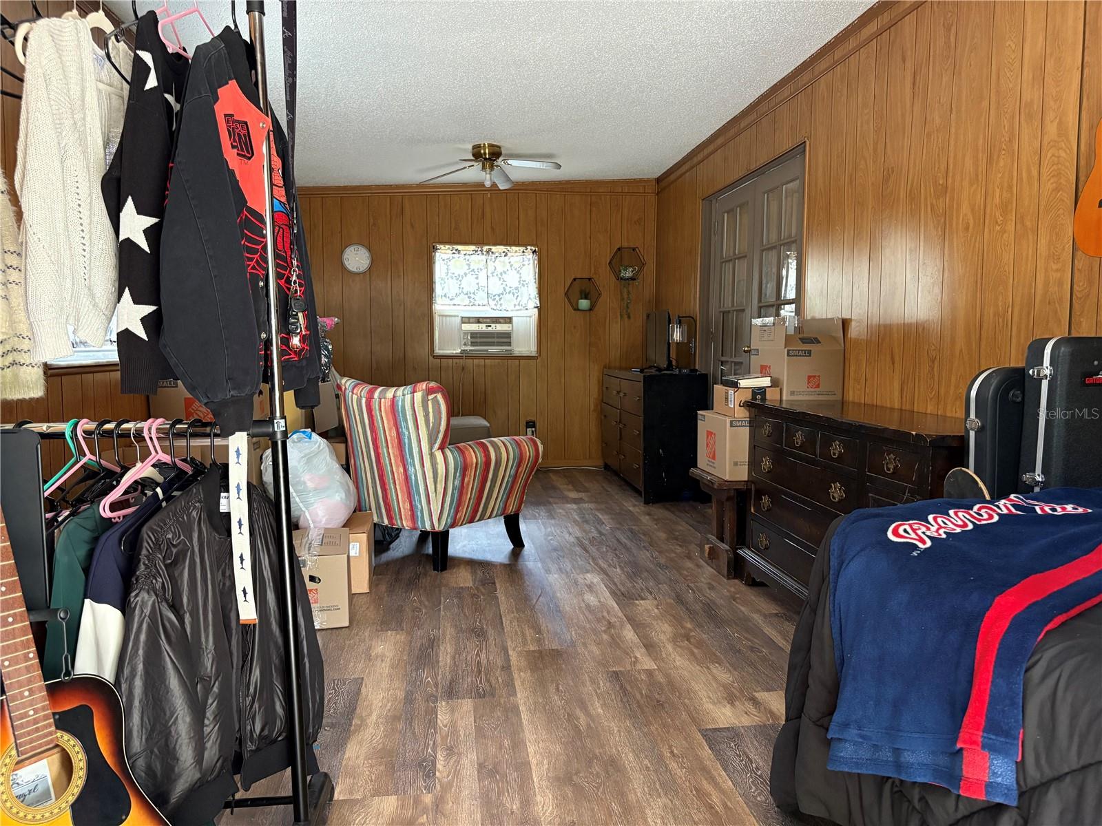 Image 15 of 19 For 408 Brenda Drive