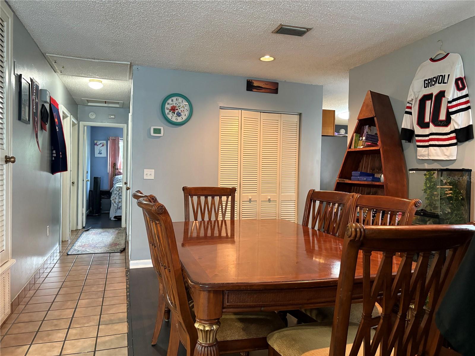 Image 4 of 19 For 408 Brenda Drive