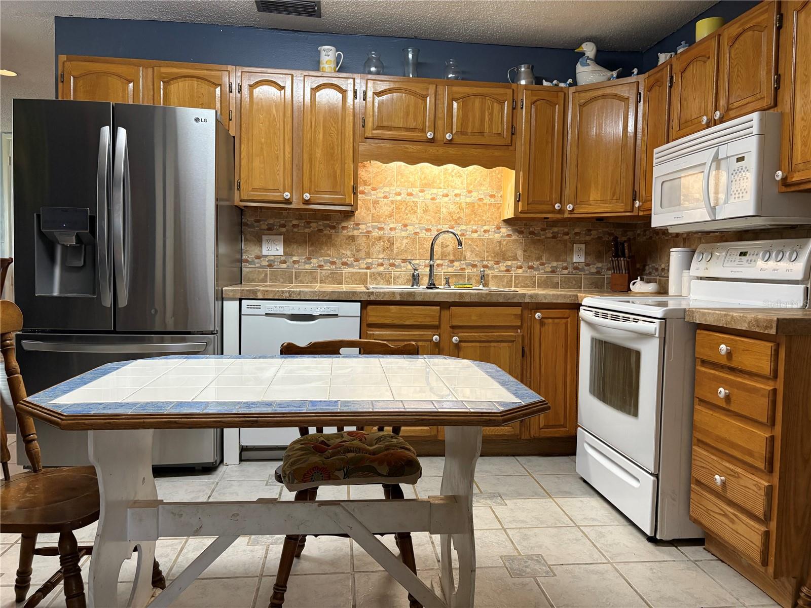 Image 7 of 19 For 408 Brenda Drive