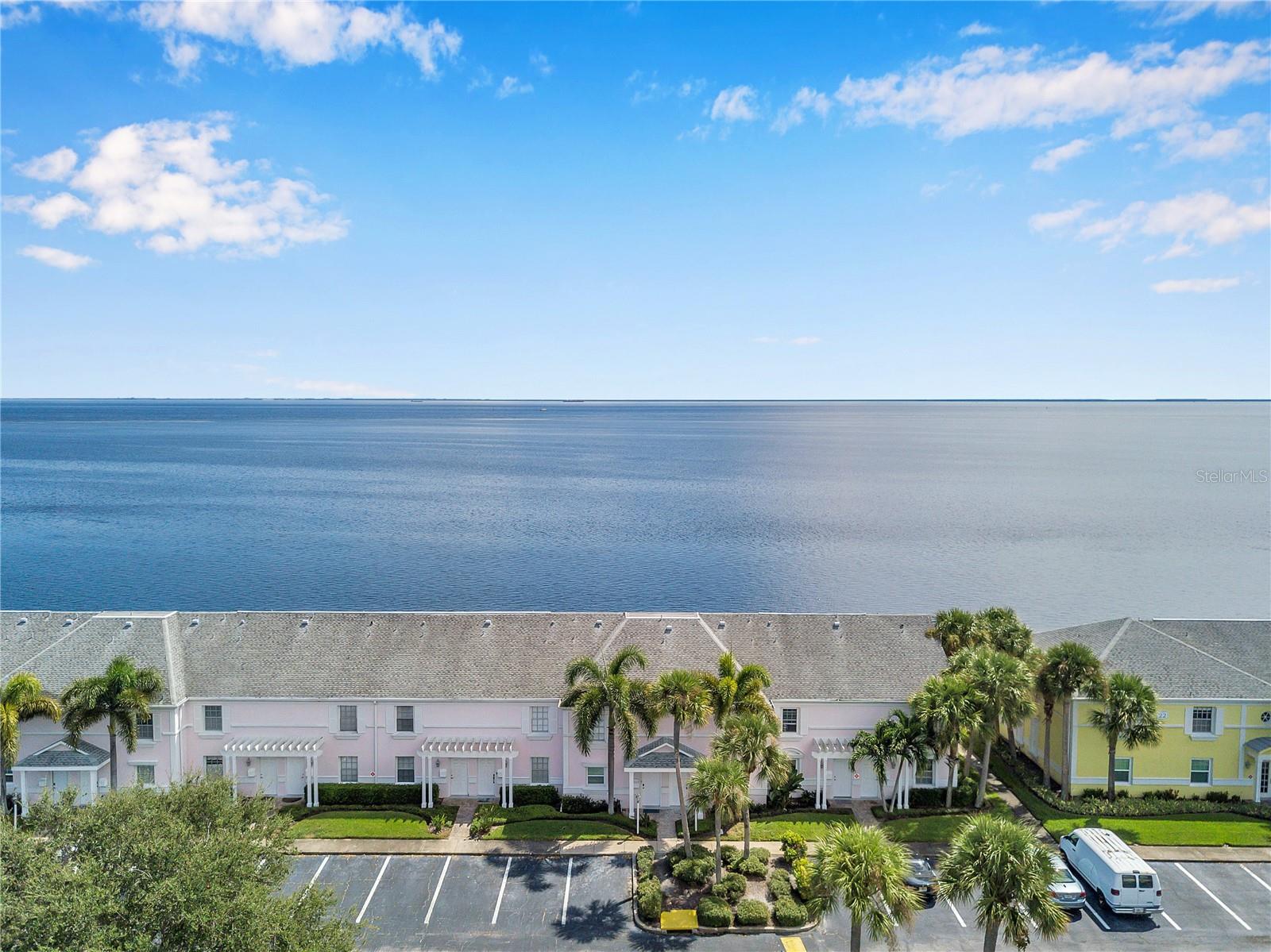 Details for 5172 Coquina Key Drive Se, ST PETERSBURG, FL 33705