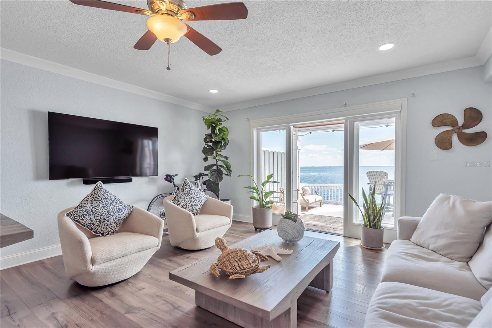 Image 10 of 45 For 5172 Coquina Key Drive Se
