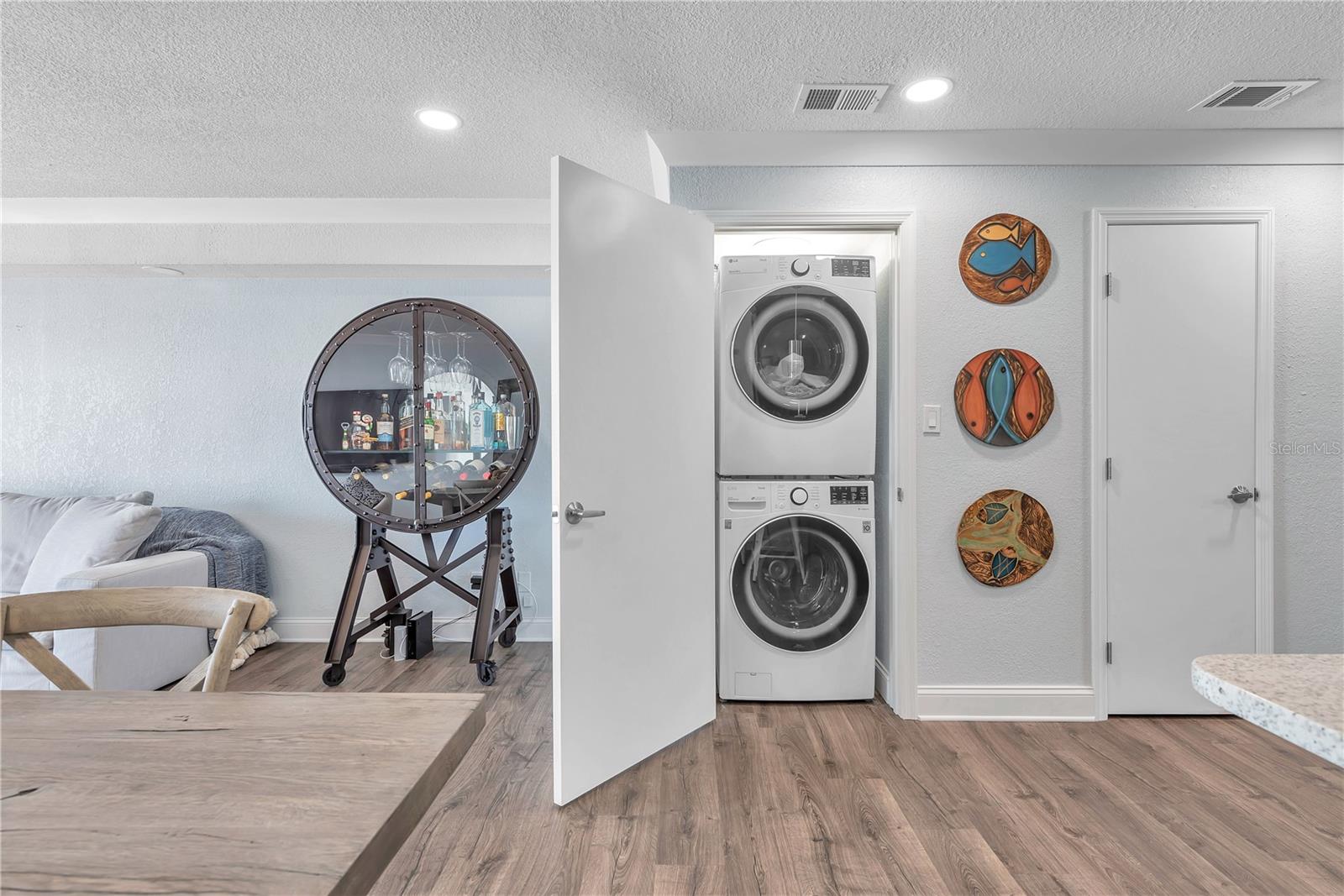 Image 13 of 45 For 5172 Coquina Key Drive Se