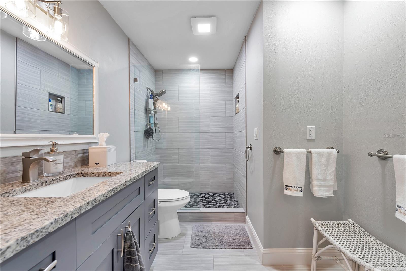 Image 19 of 45 For 5172 Coquina Key Drive Se