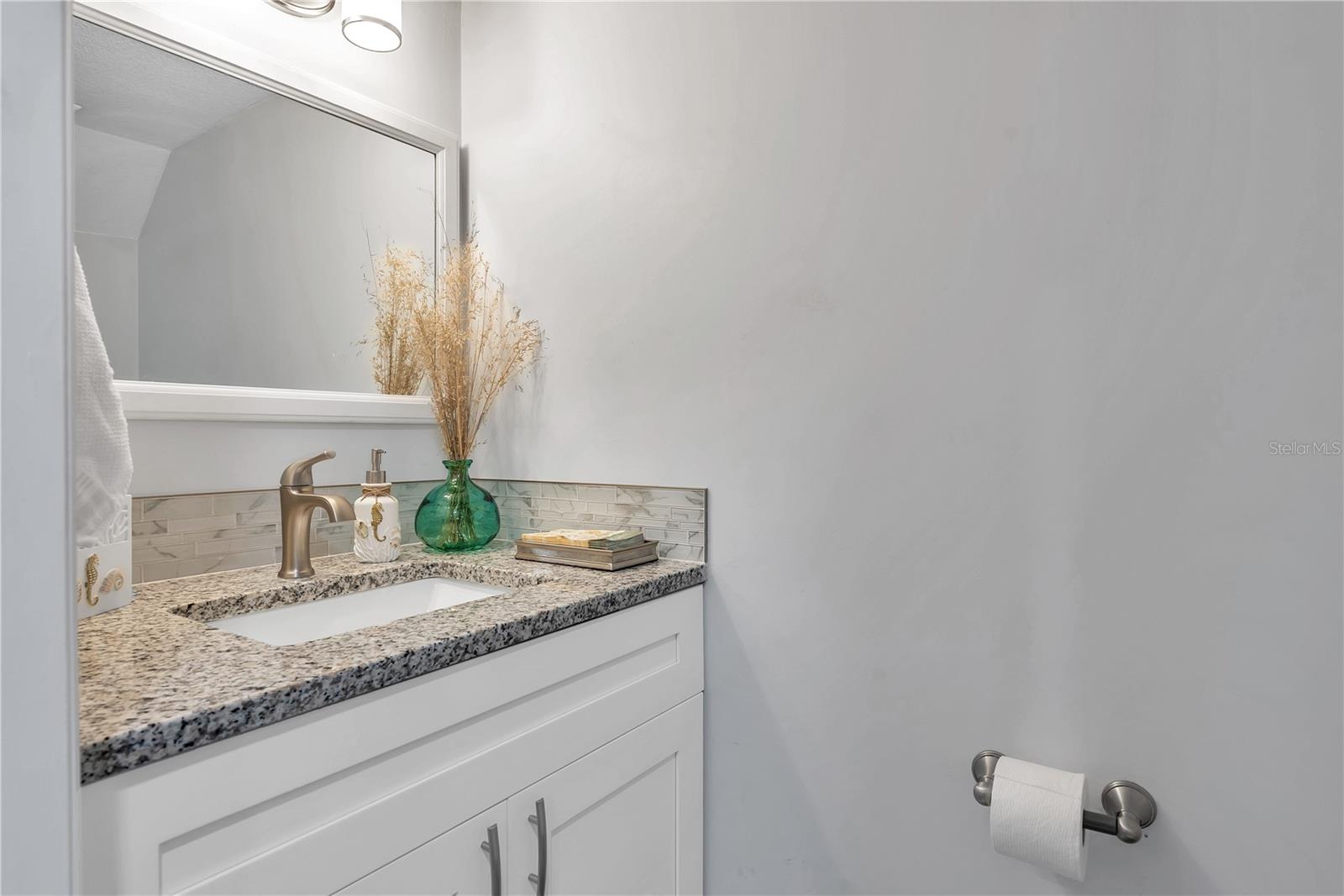 Image 25 of 45 For 5172 Coquina Key Drive Se