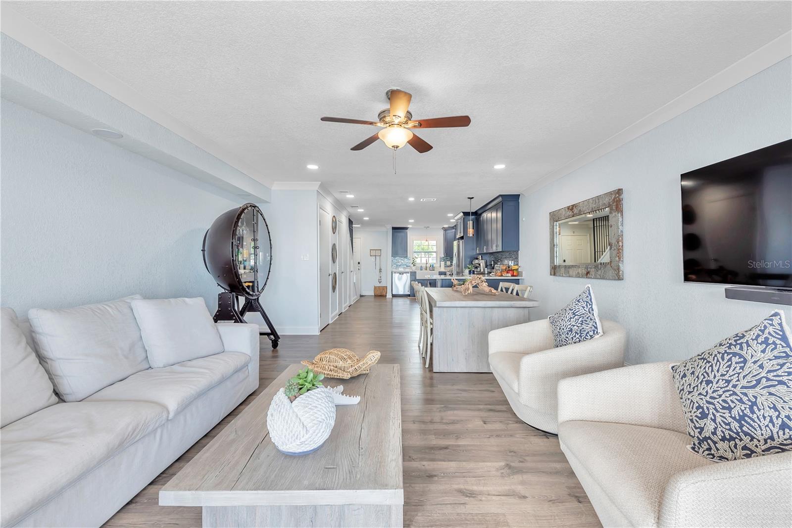 Image 8 of 45 For 5172 Coquina Key Drive Se