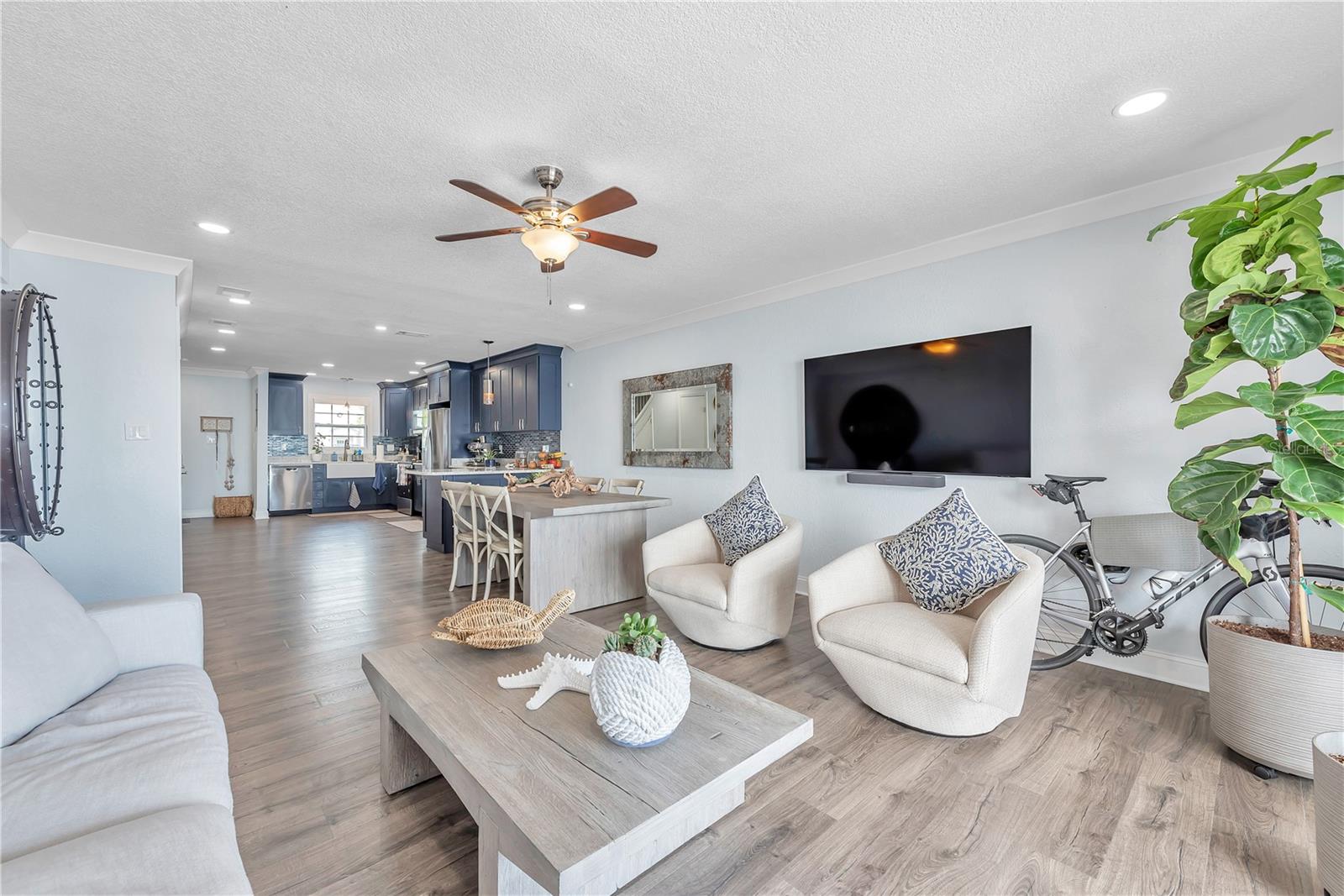 Image 9 of 45 For 5172 Coquina Key Drive Se