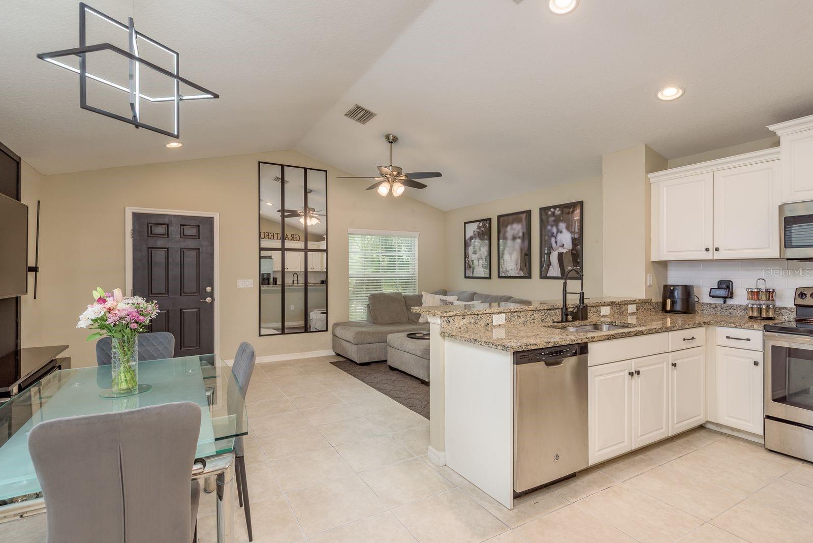 Image 14 of 30 For 6405 Autumn Woods Way