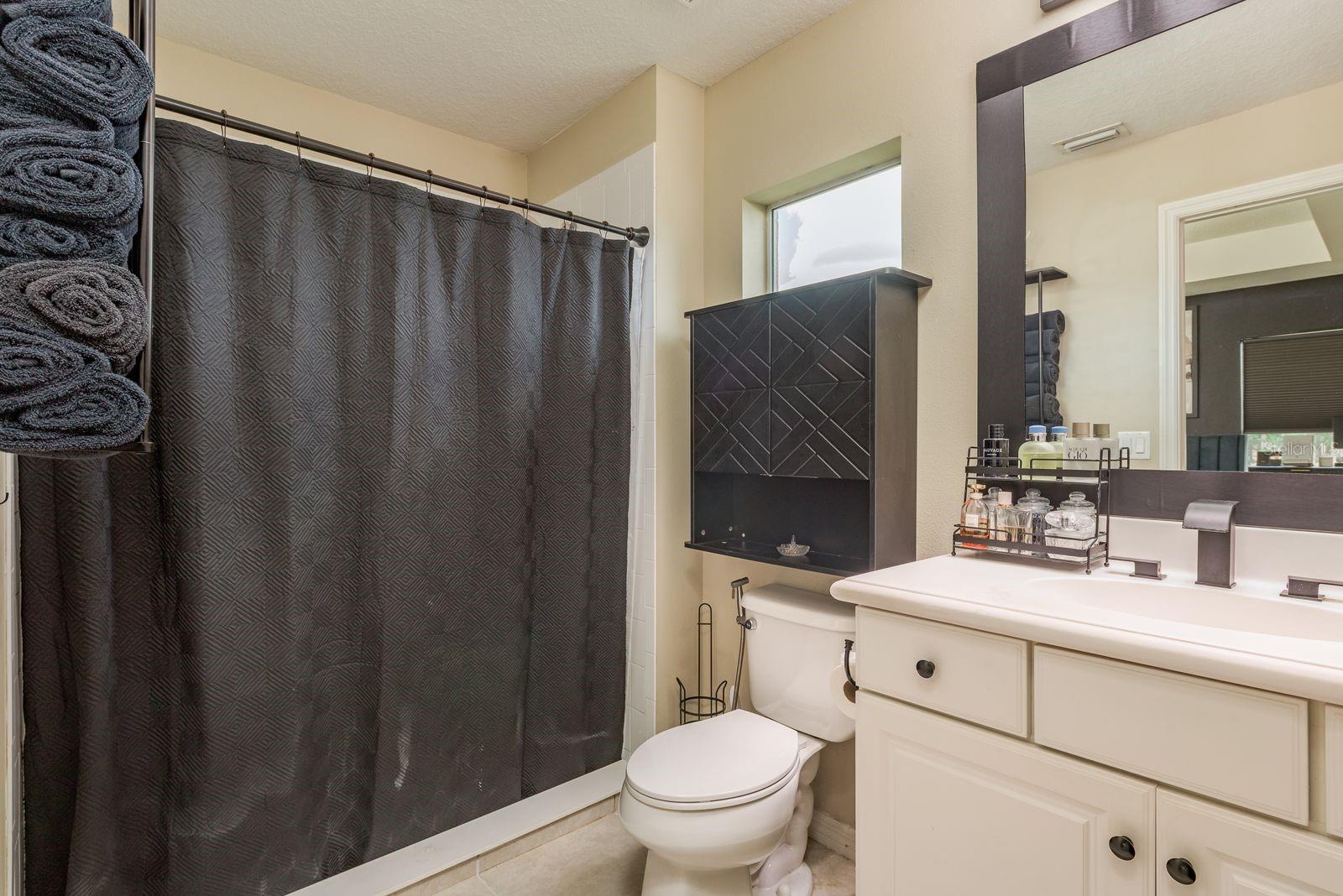 Image 17 of 30 For 6405 Autumn Woods Way