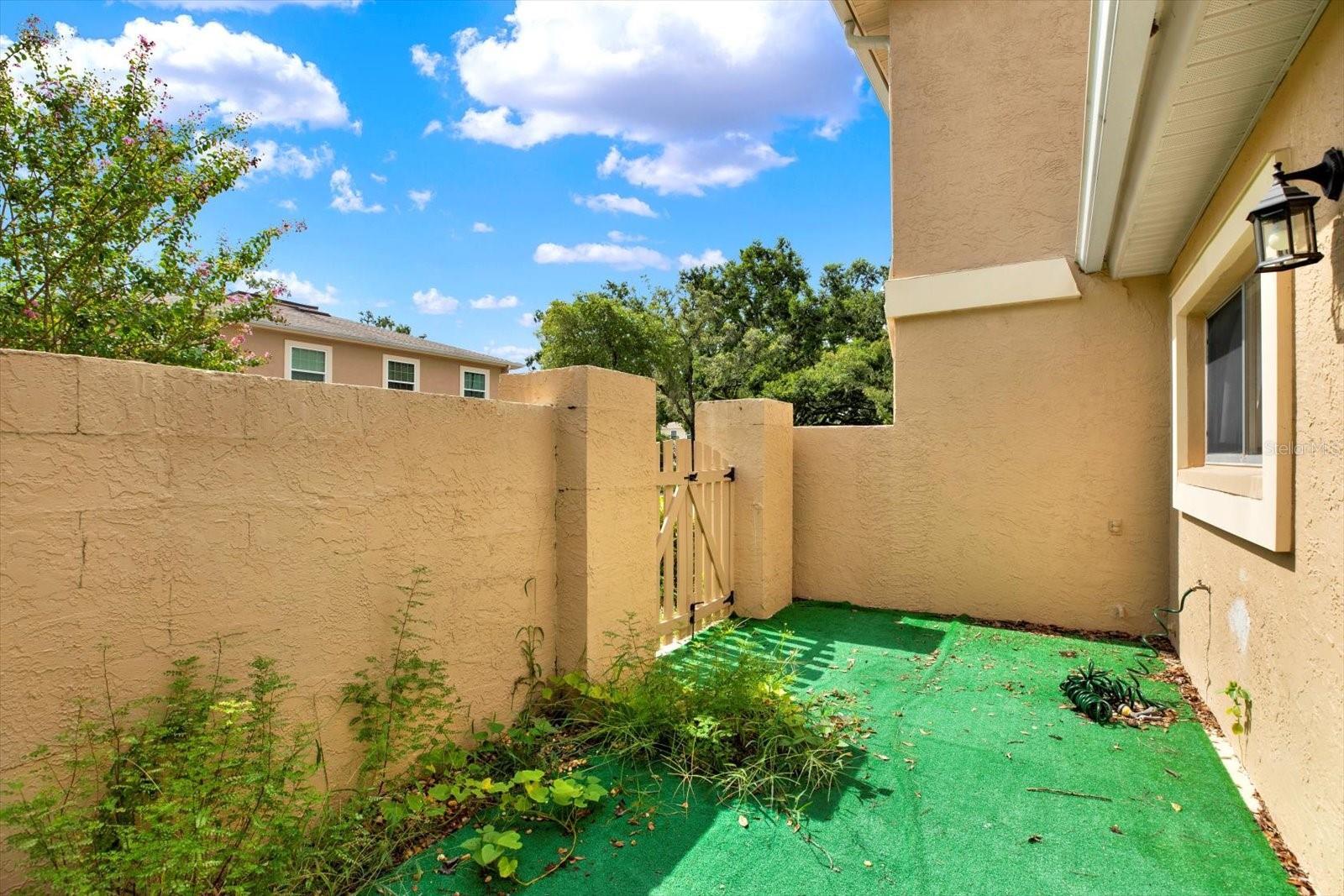 Image 14 of 32 For 11877 Raintree Drive 11877