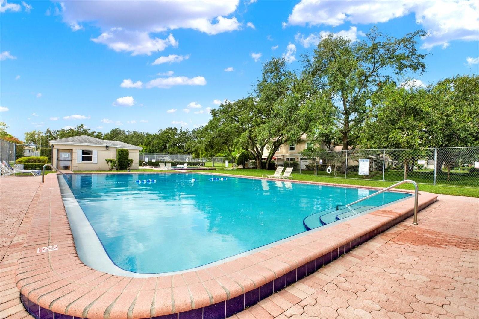 Image 27 of 32 For 11877 Raintree Drive 11877