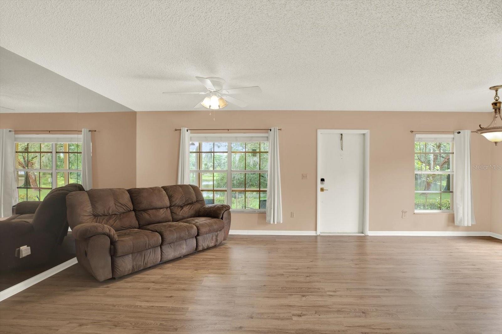 Image 3 of 32 For 11877 Raintree Drive 11877