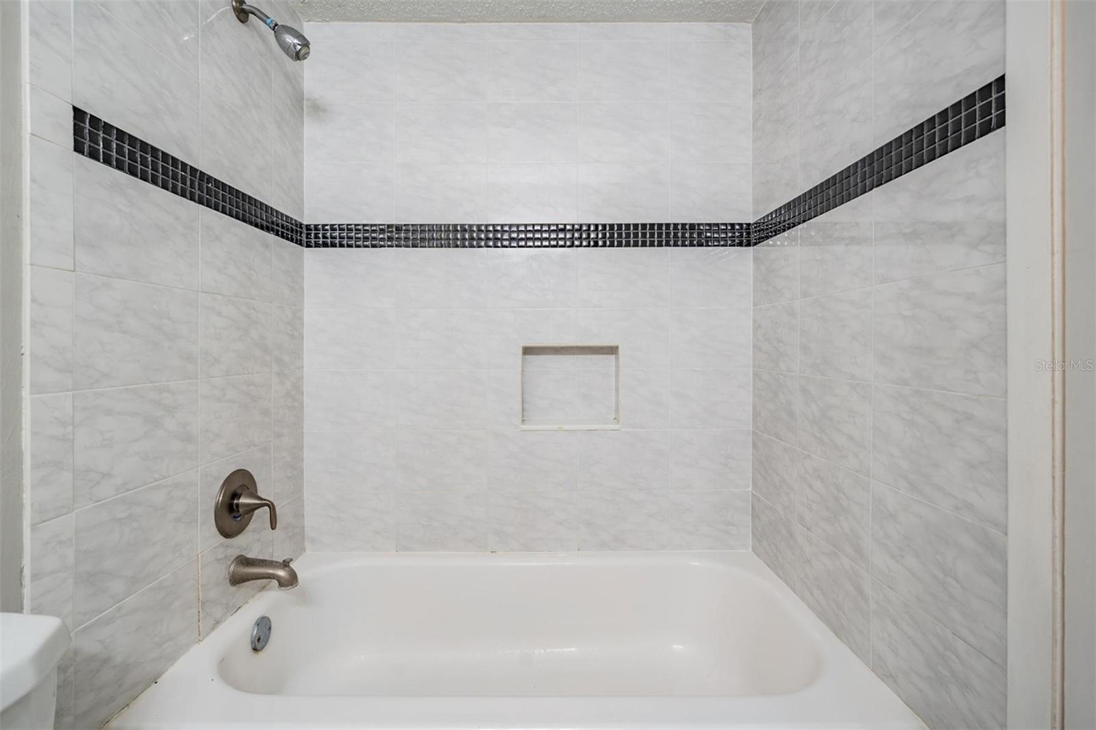 Image 15 of 37 For 14013 Briardale Lane