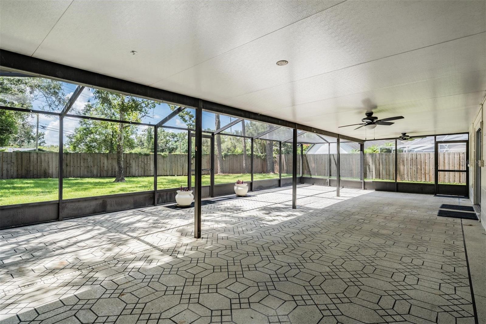 Image 18 of 37 For 14013 Briardale Lane