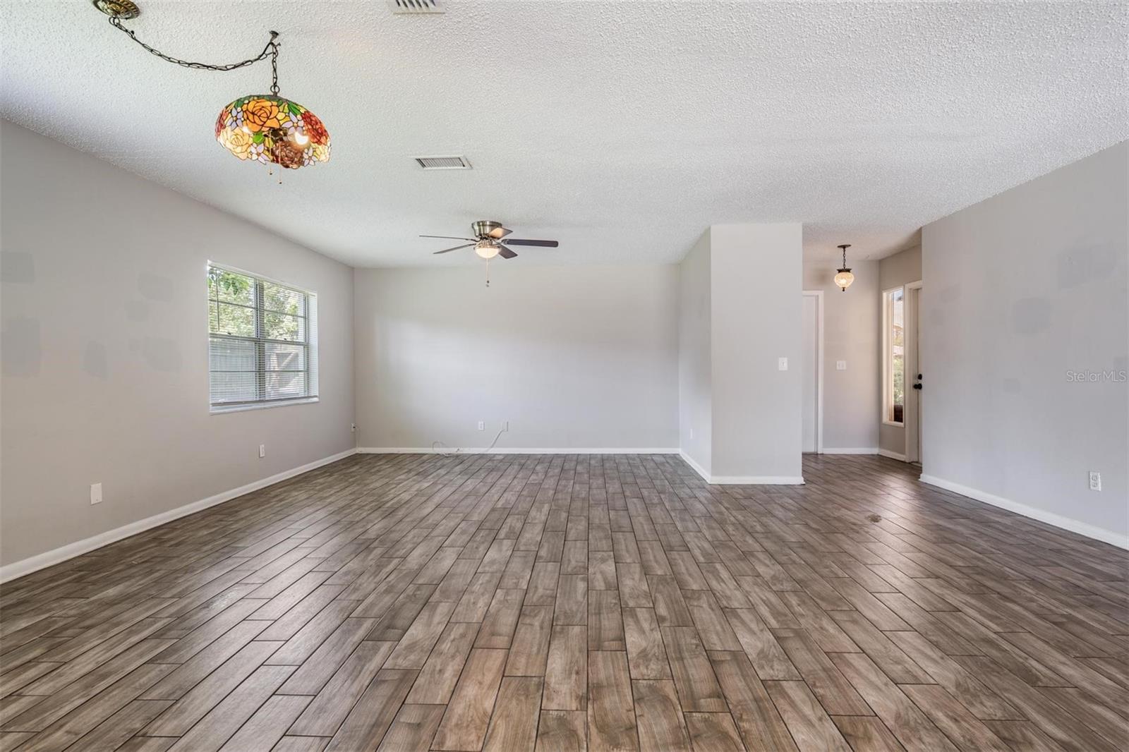 Image 31 of 37 For 14013 Briardale Lane