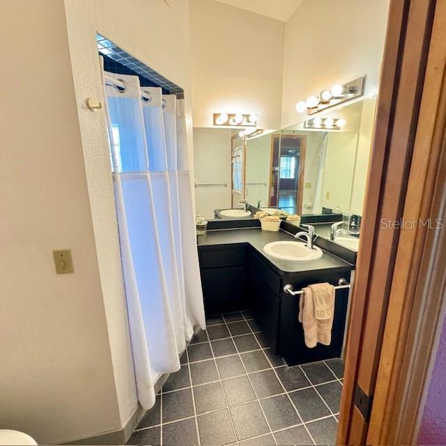 Image 12 of 32 For 8123 River Country Drive