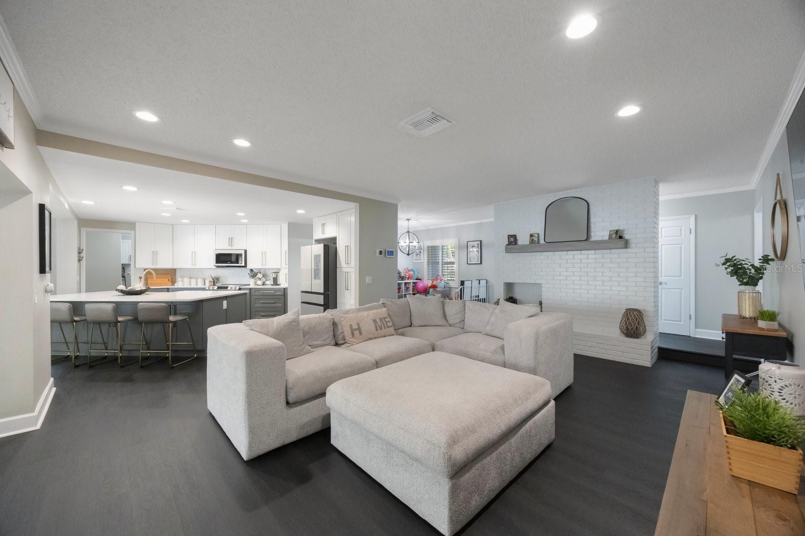 Image 6 of 52 For 4801 Shirley Drive