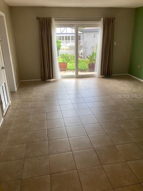 Image 7 of 9 For 1137 King Arthur Court 503