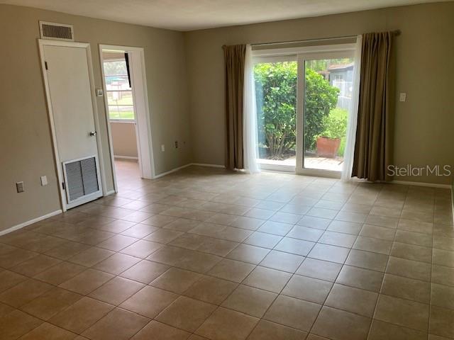 Image 8 of 9 For 1137 King Arthur Court 503