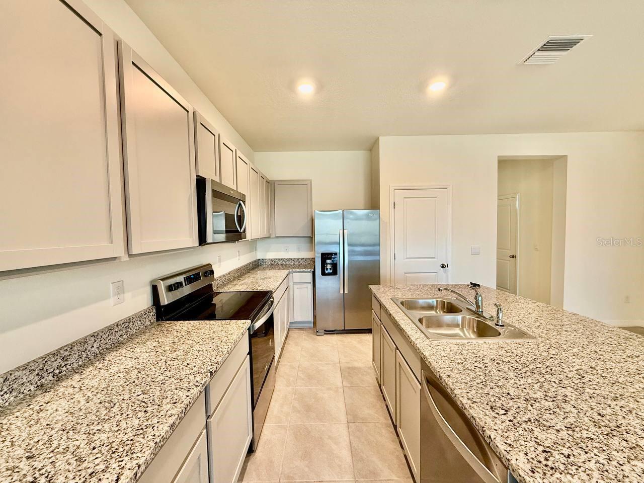 Image 15 of 30 For 9231 Rock Harbour Way
