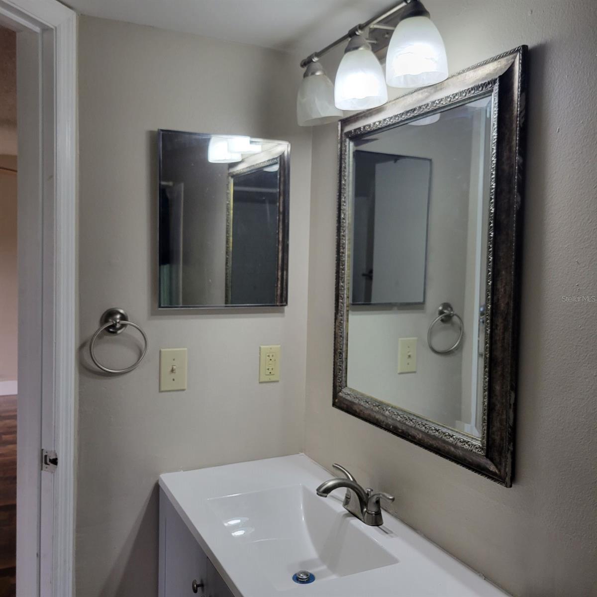 Image 14 of 28 For 4107 Chatham Oak Court 306