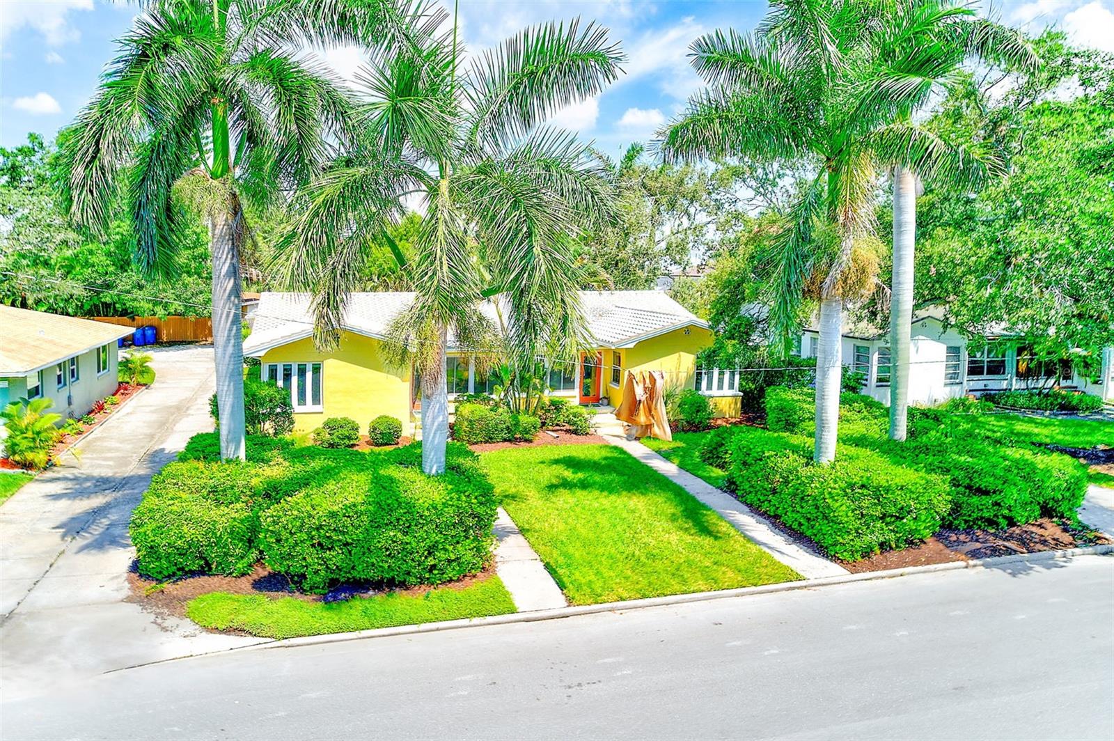 Image 6 of 64 For 240-242 Mateo Way Ne