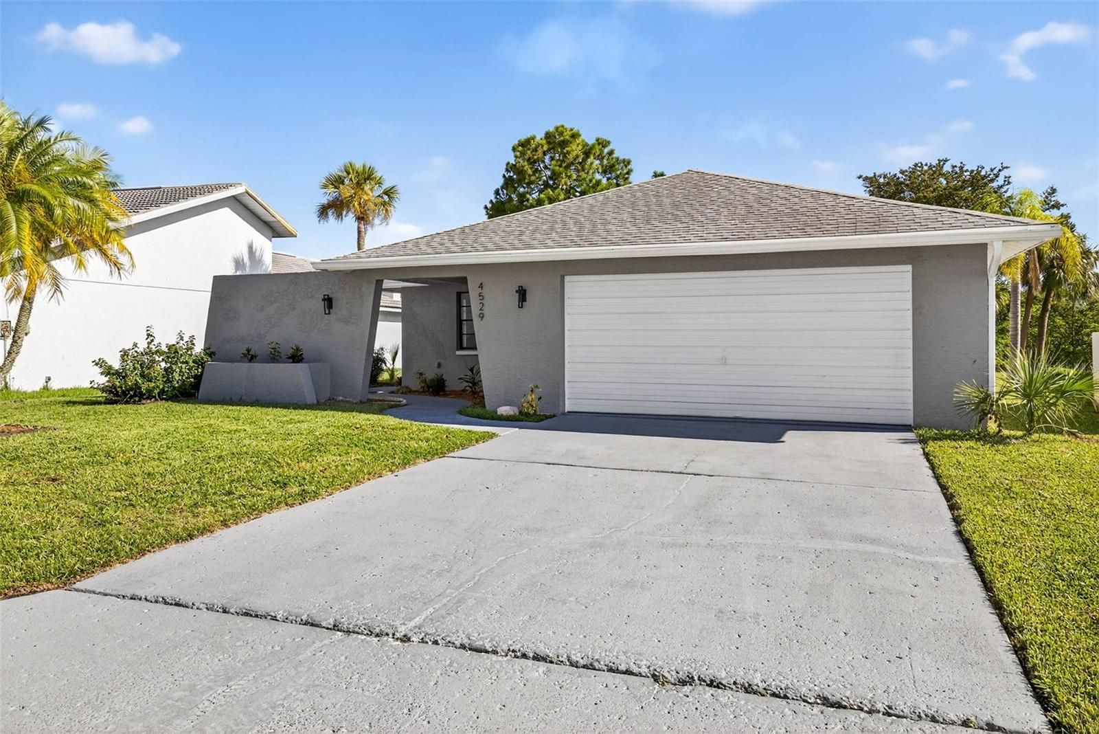 Image 6 of 74 For 4529 Dewey Drive