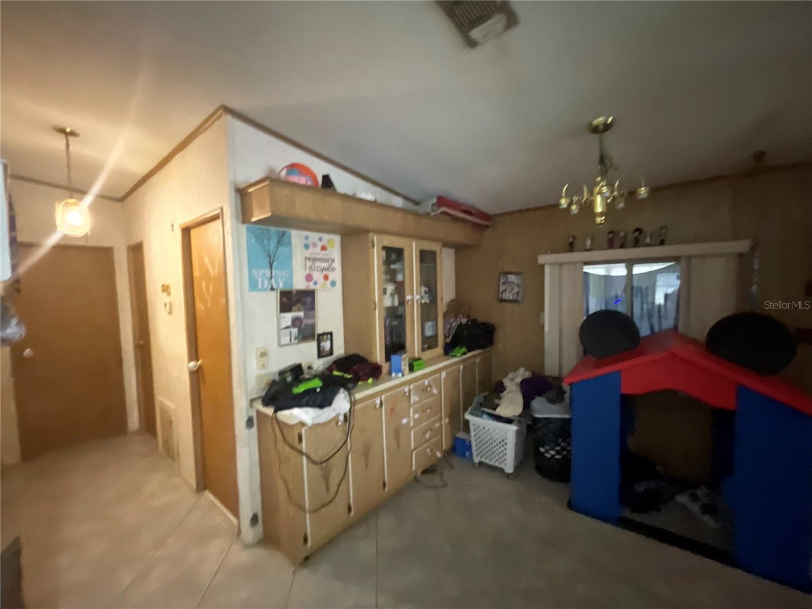 Image 13 of 24 For 6710 36th Avenue E 280