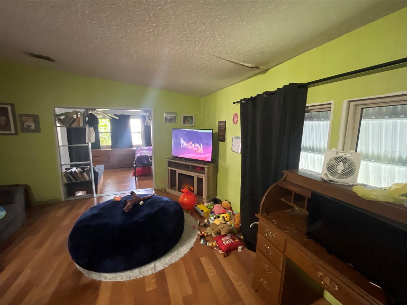 Image 9 of 24 For 6710 36th Avenue E 280
