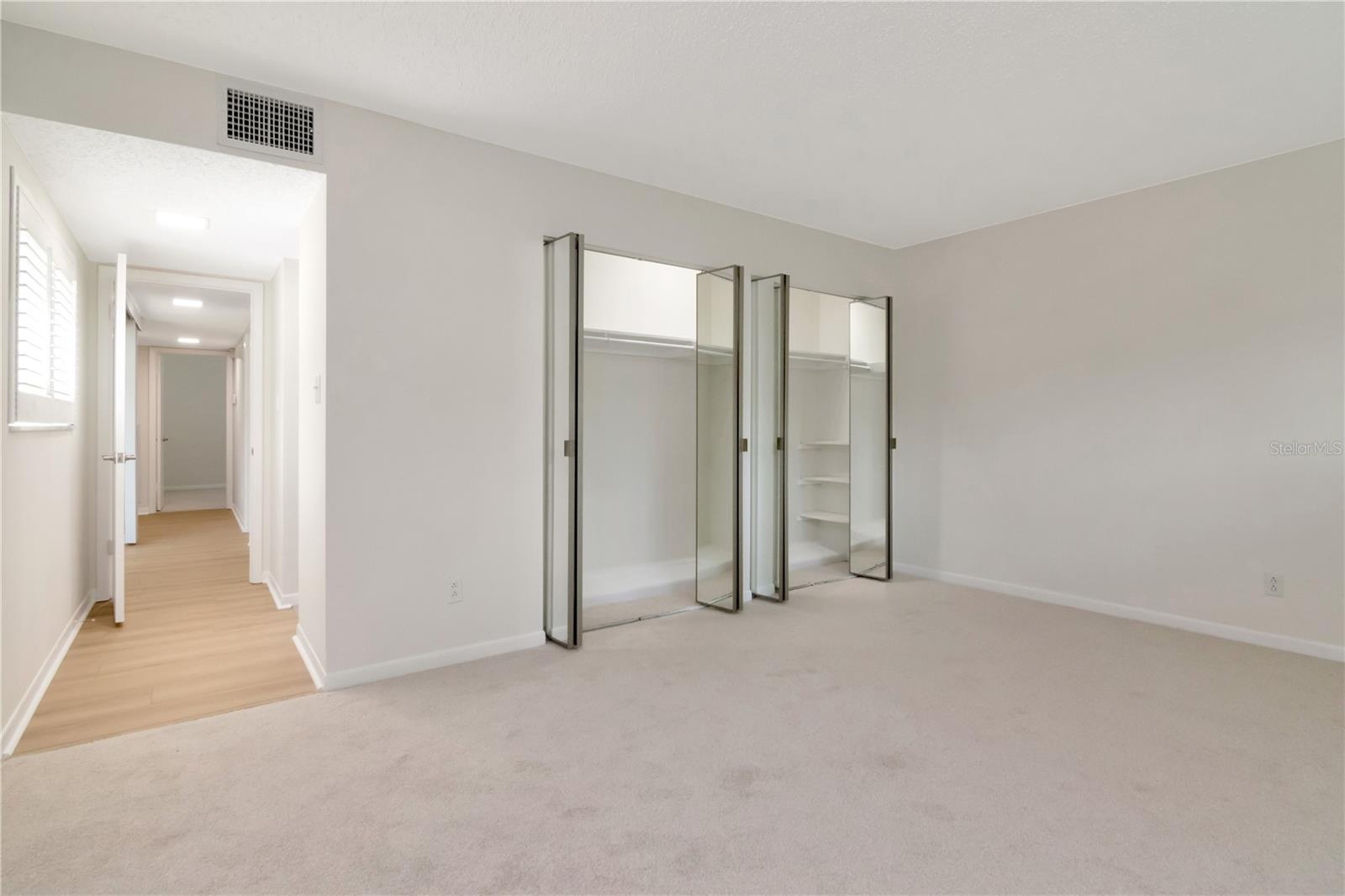 Image 17 of 32 For 14212 84th Terrace