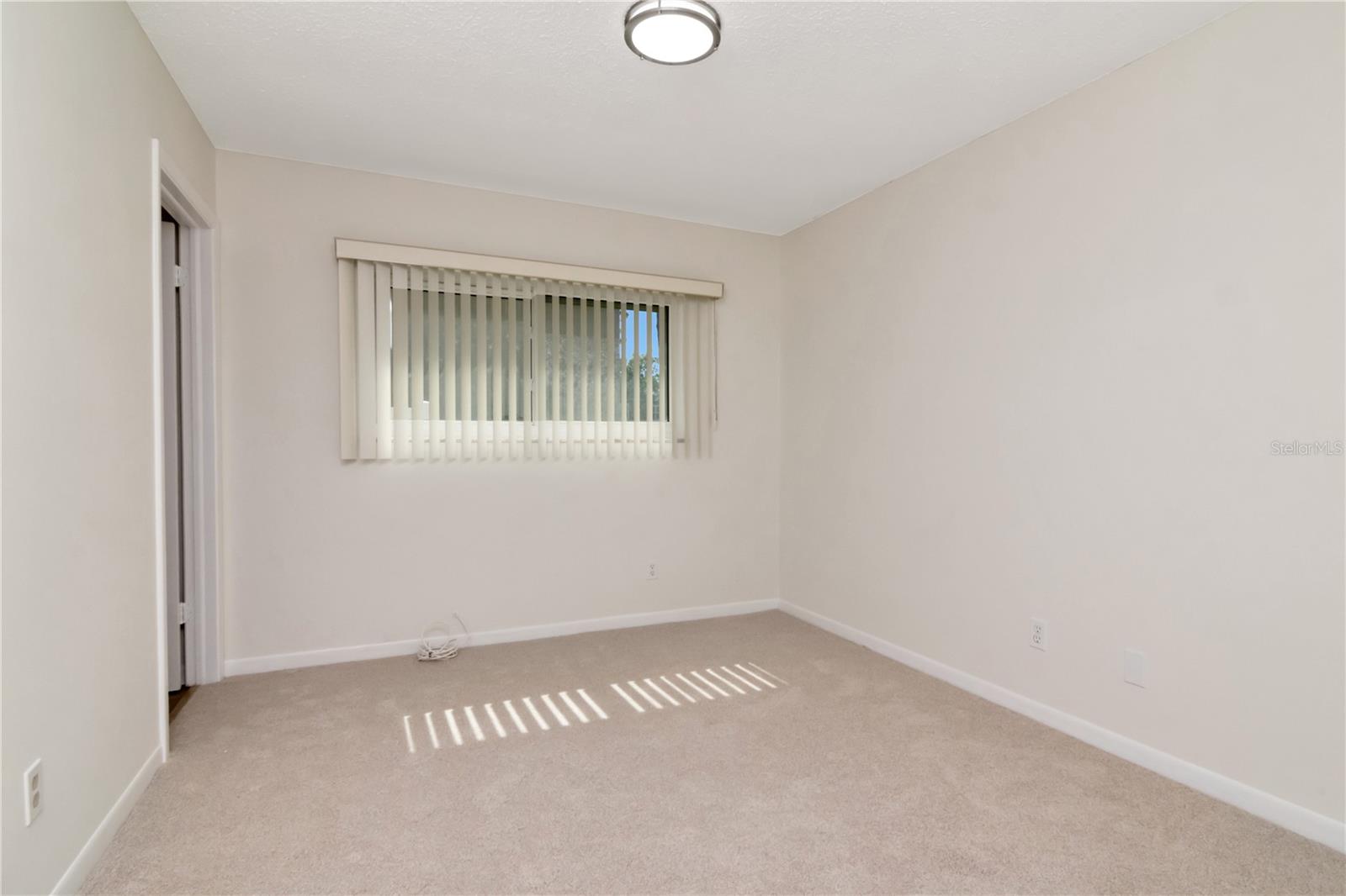 Image 22 of 32 For 14212 84th Terrace