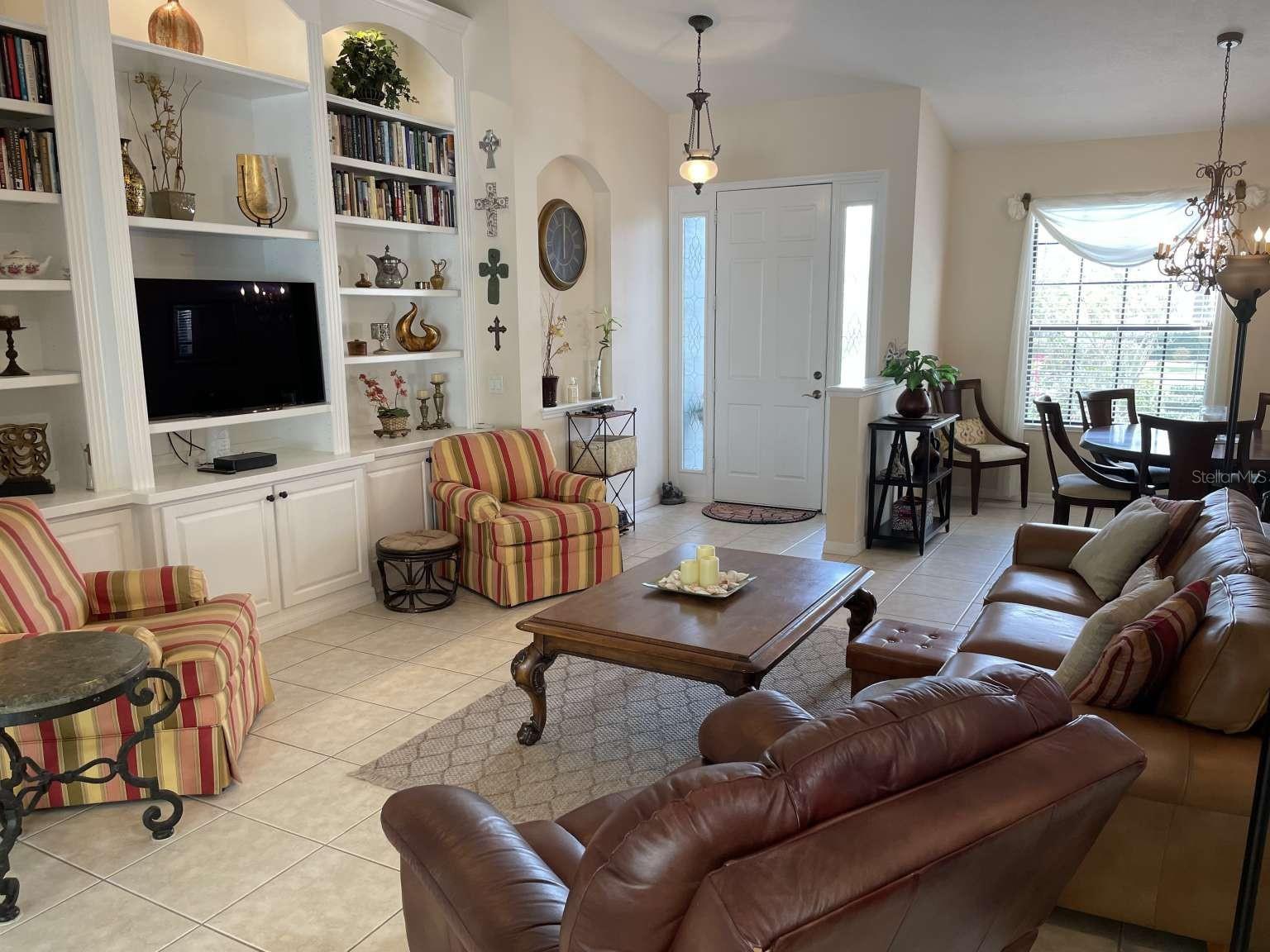 Image 6 of 45 For 24416 Lakeview Place