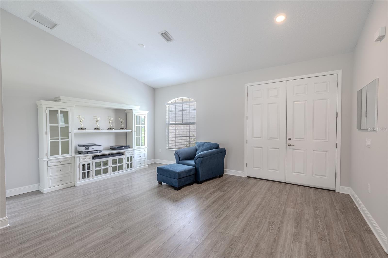 Image 6 of 69 For 10920 Flint Estates Drive