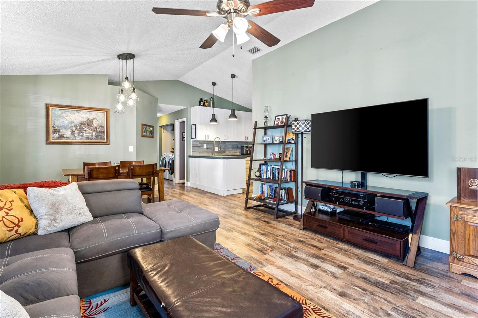Image 4 of 25 For 2756 Braham Court
