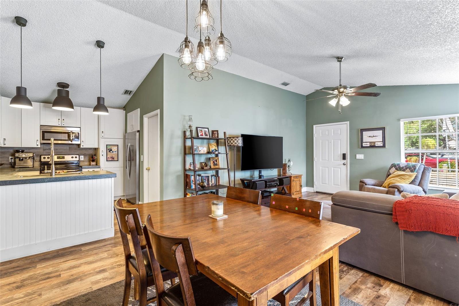 Image 7 of 25 For 2756 Braham Court