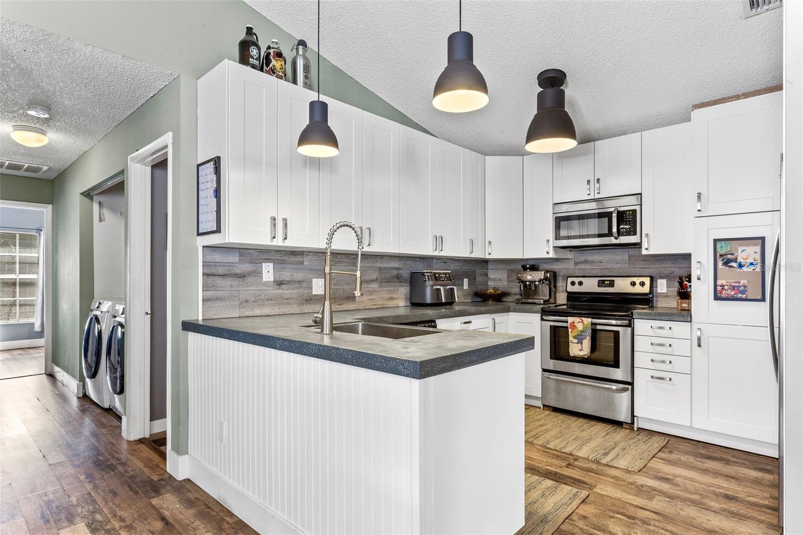 Image 8 of 25 For 2756 Braham Court