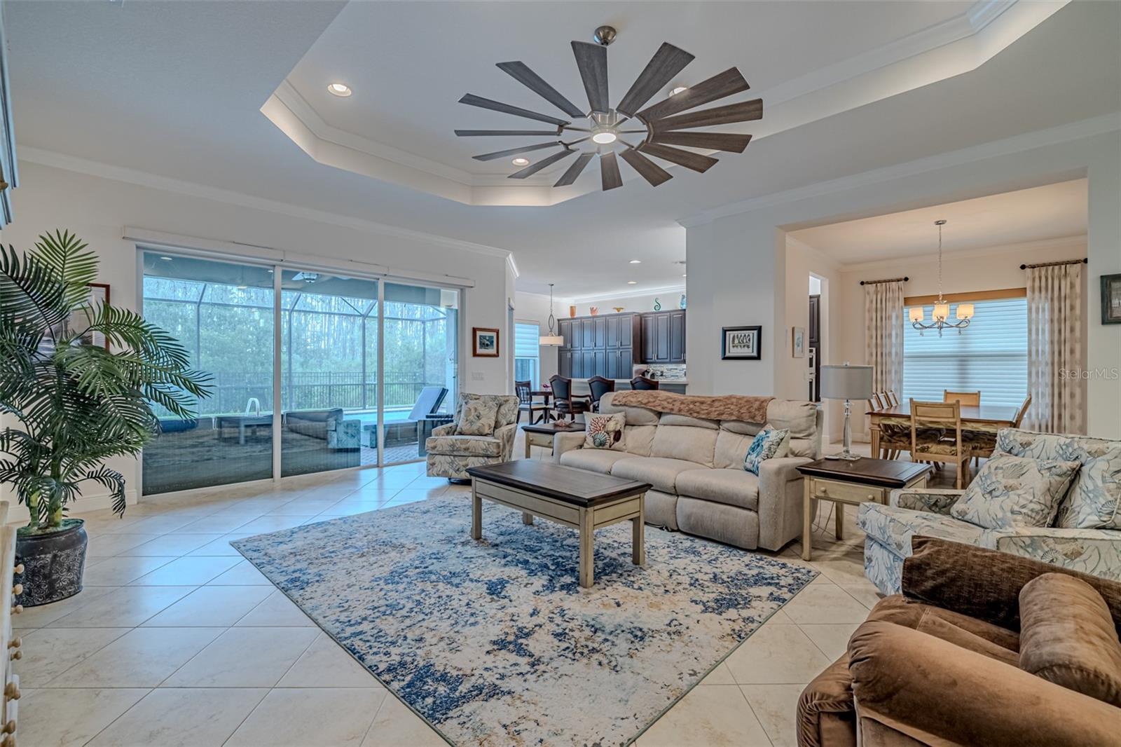 Listing photo id 18 for 16308 Garnet Glen Place