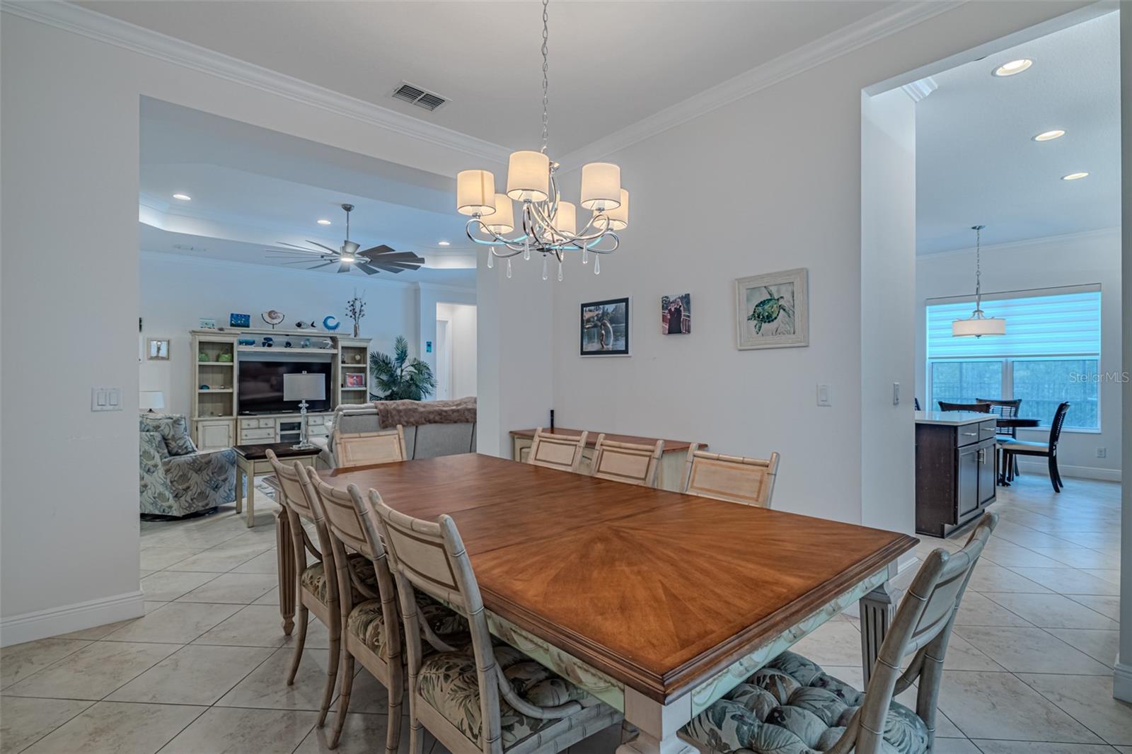Listing photo id 20 for 16308 Garnet Glen Place