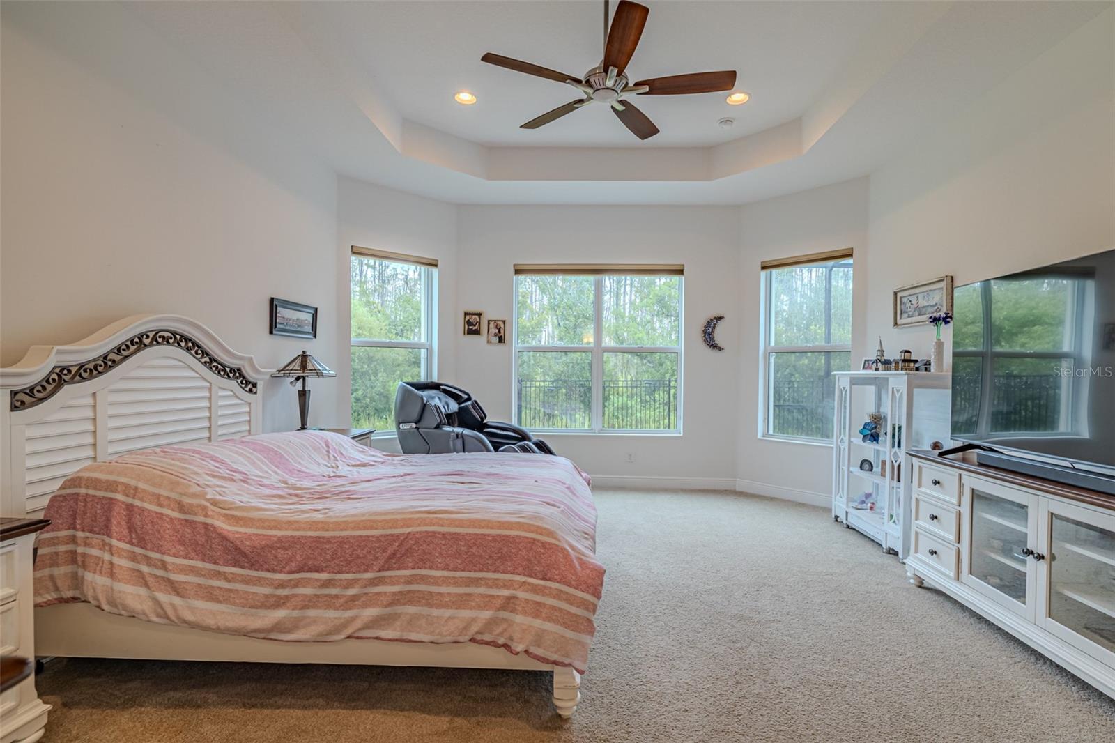 Listing photo id 32 for 16308 Garnet Glen Place