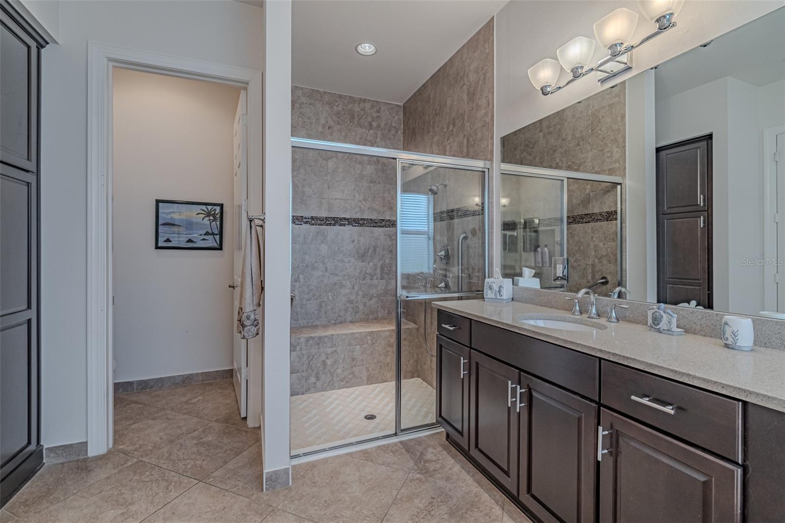 Listing photo id 36 for 16308 Garnet Glen Place
