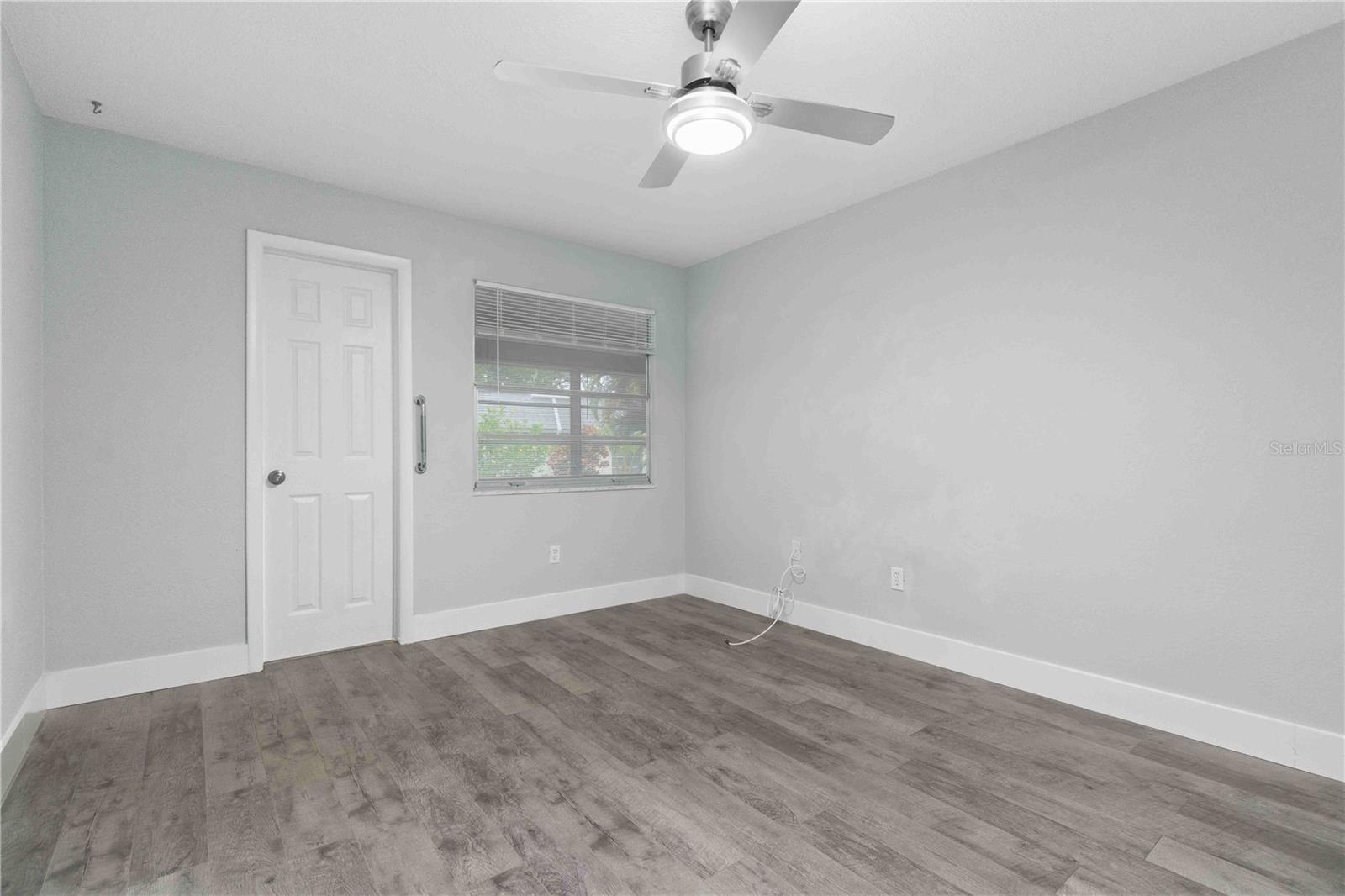 Image 20 of 36 For 1421 Normandy Park Drive 2