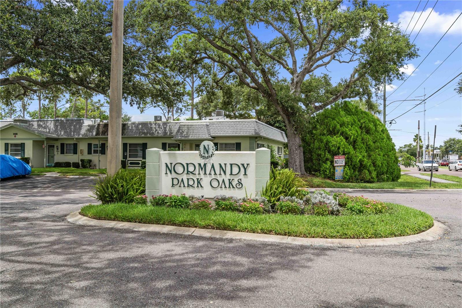 Image 28 of 36 For 1421 Normandy Park Drive 2