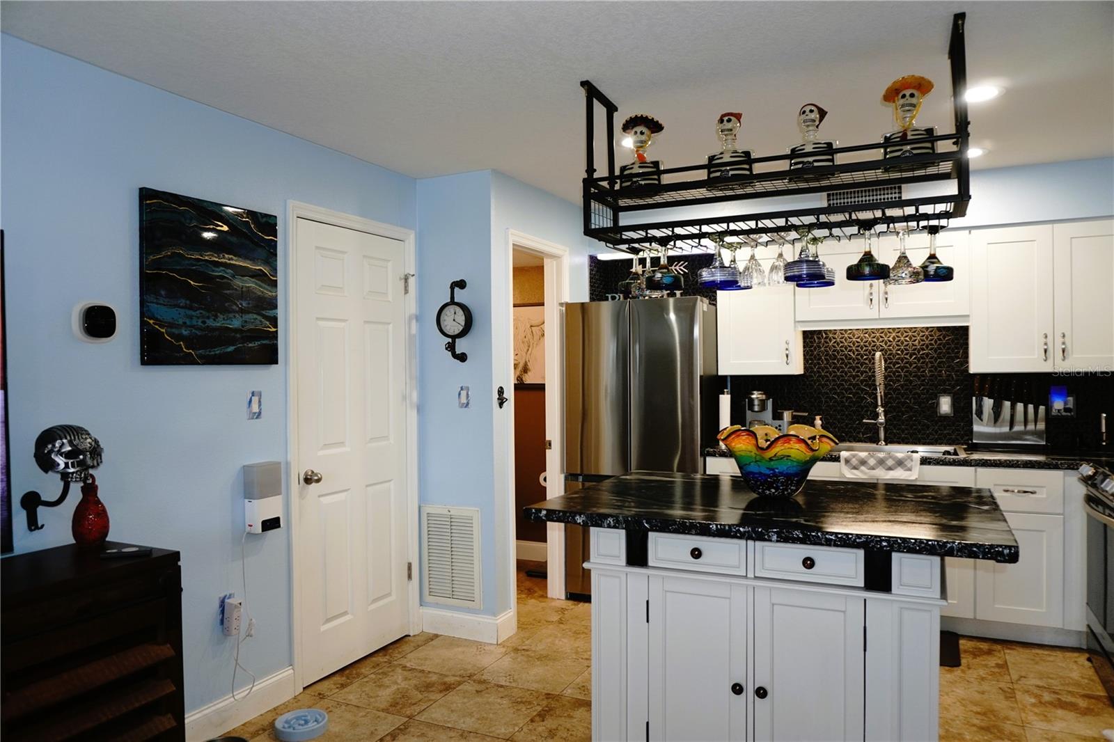 Image 13 of 43 For 4352 Tahitian Gardens Circle M