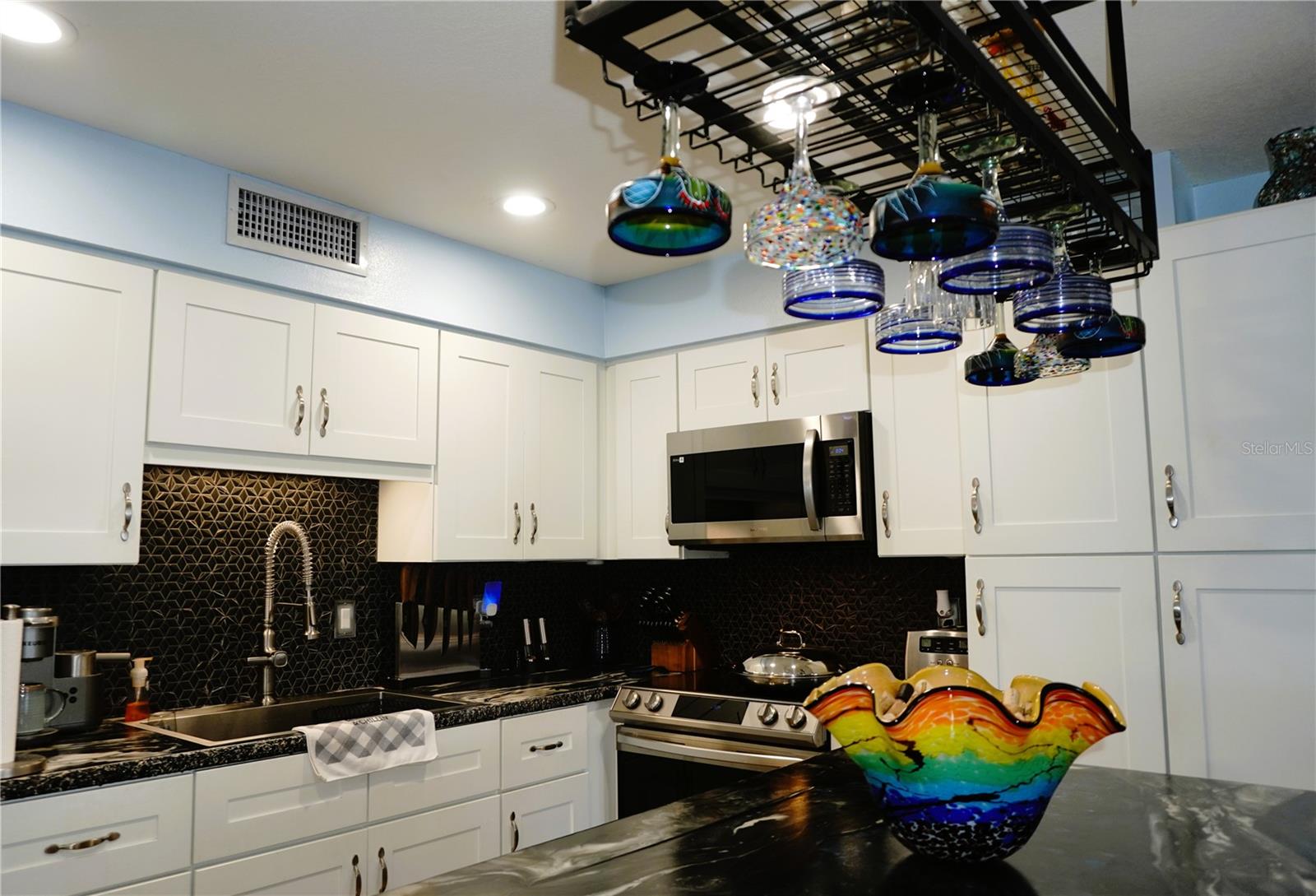 Image 4 of 43 For 4352 Tahitian Gardens Circle M